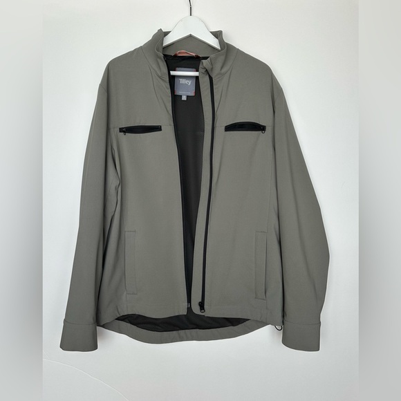 Men's Gray Performance Jacket - Picture 2 of 3